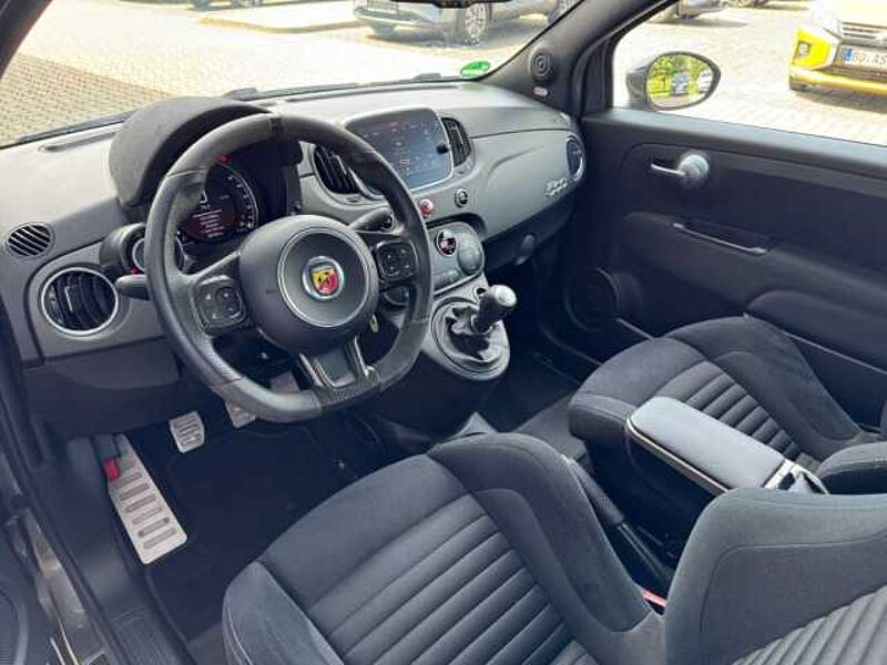 Fiat 595 Abarth Competizione, Navi, Xenon, Beats