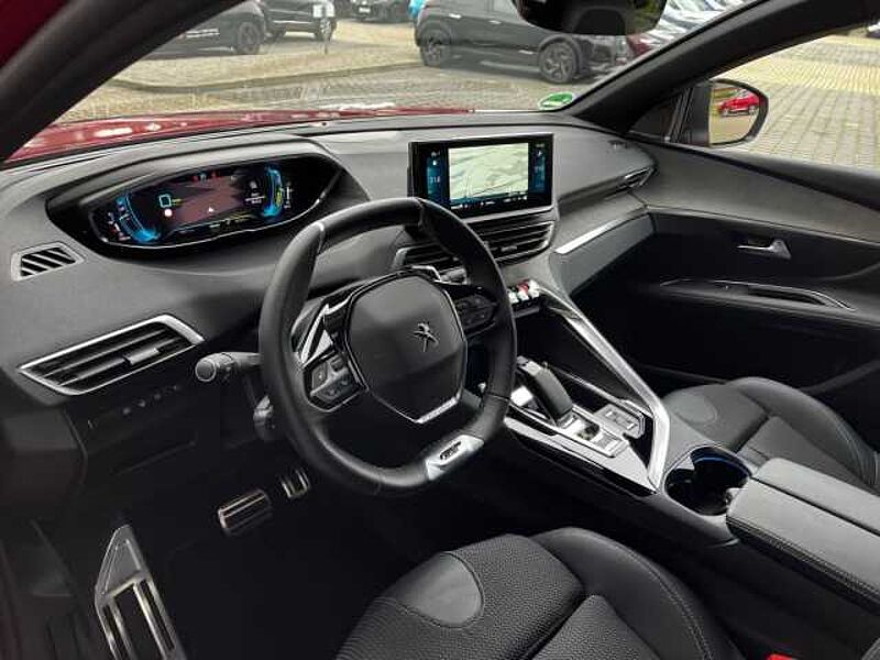 Peugeot 3008 GT HYbrid 225 e-EAT8 Night-Vision, Focal,